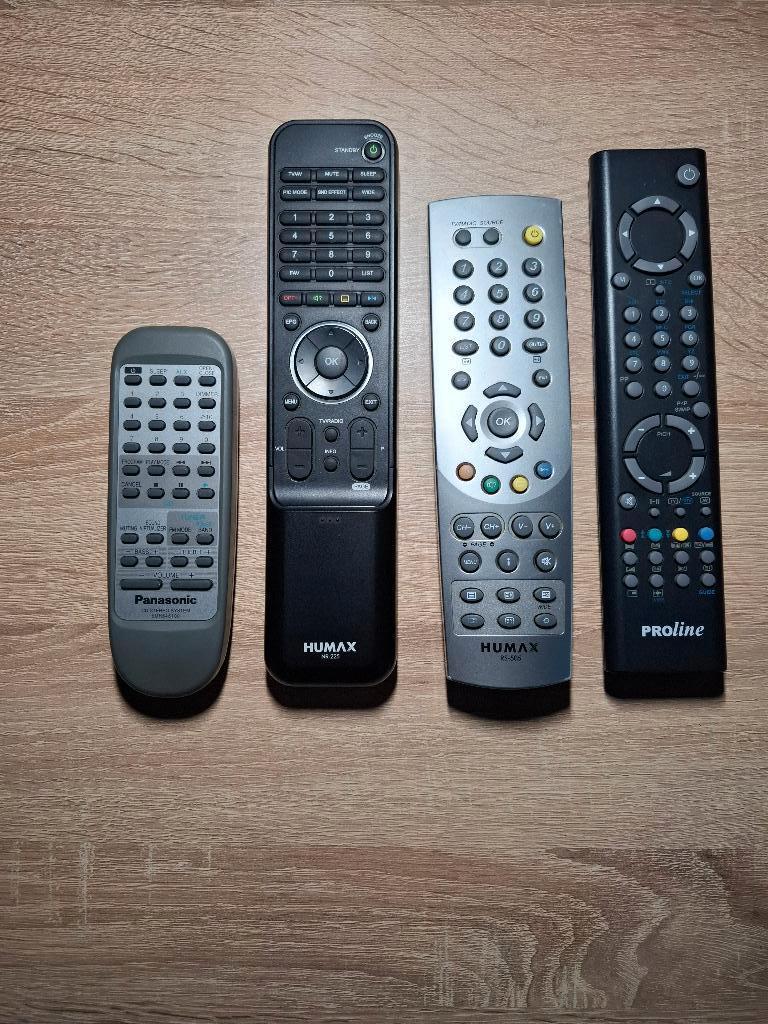 Diverse afstandsbedieningen, Ophalen of Verzenden, Zo goed als nieuw, Origineel, Receiver of Versterker