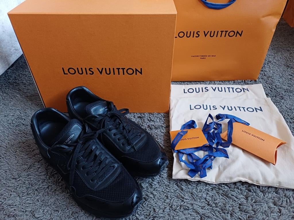 Louis Vuitton Run Away heren sneakers zwart, Kleding | Heren, Zwart, Ophalen of Verzenden, Louis Vuitton, Sneakers of Gympen