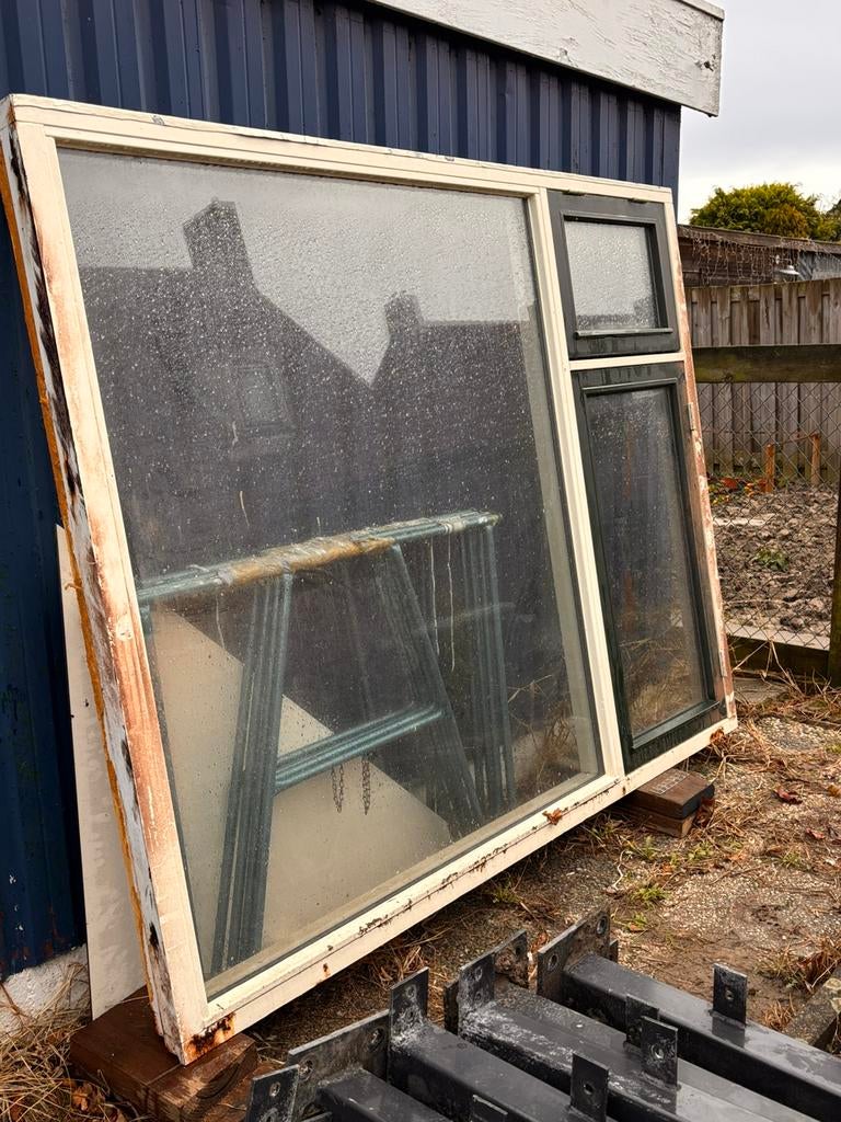 Groot raamkozijn met dubbel glas – 166 x 213 cm, Doe-het-zelf en Verbouw, Kozijnen en Schuifpuien, Ophalen, Gebruikt, Raamkozijn