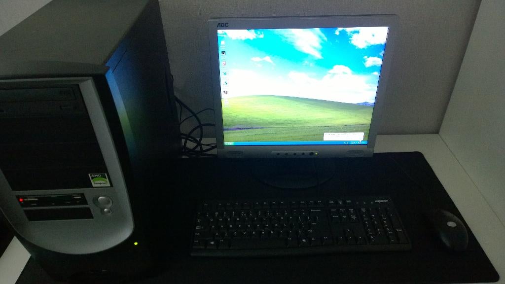 Retro PC (gaming) AMD Sempron, FX5200, Compleet, win XP, Ophalen, Vintage computer