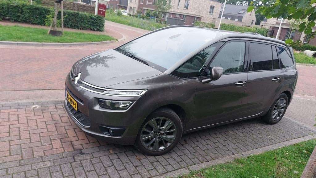 Citroen c4 grand picasso blueHDi 7p 2015 diesel euro 6, Voorwielaandrijving, Stof, 4 cilinders, Bruin
