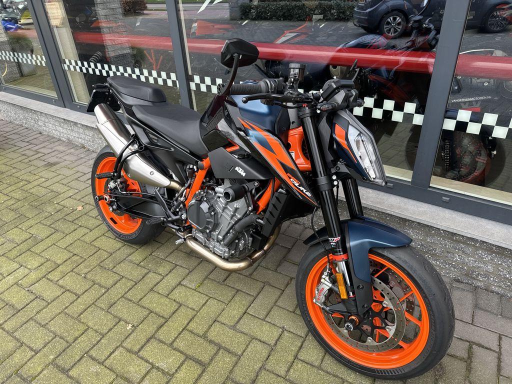 KTM 890 DUKE R 2022 - foto 2