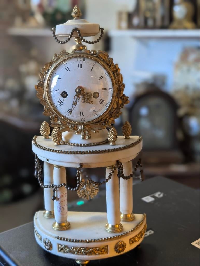 Antieke Franse pendule. 35 cm hoog. €250, Antiek en Kunst, Antiek | Klokken, Ophalen