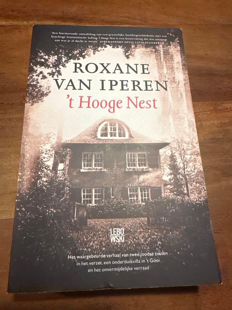 Roxane van Iperen - 't Hooge Nest (Paperback), Ophalen of Verzenden, Gelezen