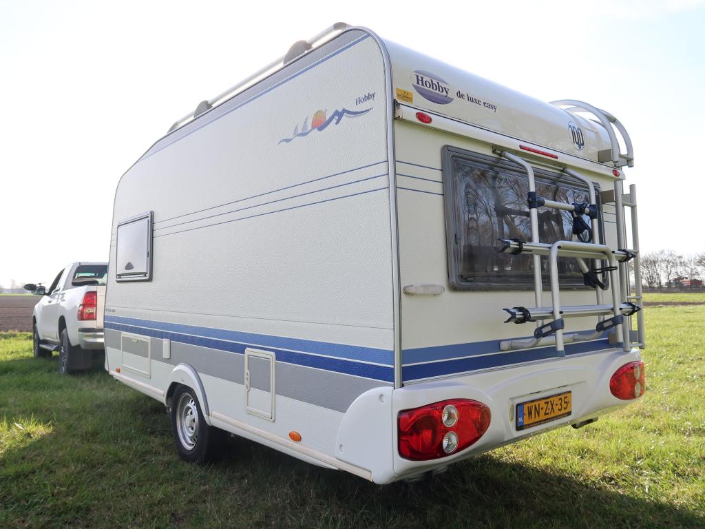 Hobby De luxe Easy 400 KB / voortent / stapelbed, Standaardzit, Dwarsbed, Hobby, Bedrijf