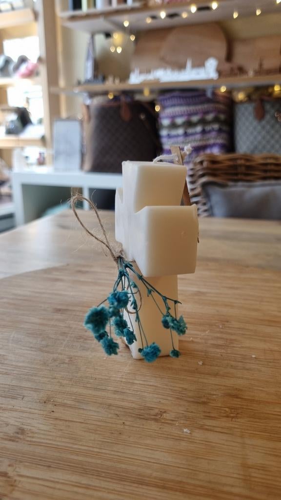 Paraffinevrije Kruiskaars met Droogbloemen - Handgemaakt, Ophalen of Verzenden, Nieuw, Religieus, Rustiek, Handgemaakt