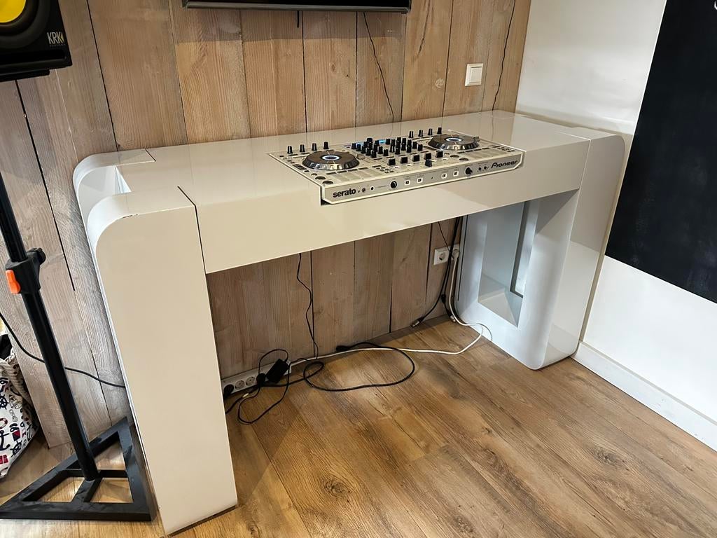 DJ Booth met Pioneer DDJ-SX-W Serato + Flightcases, Ophalen of Verzenden, Zo goed als nieuw, Dj-set, Pioneer