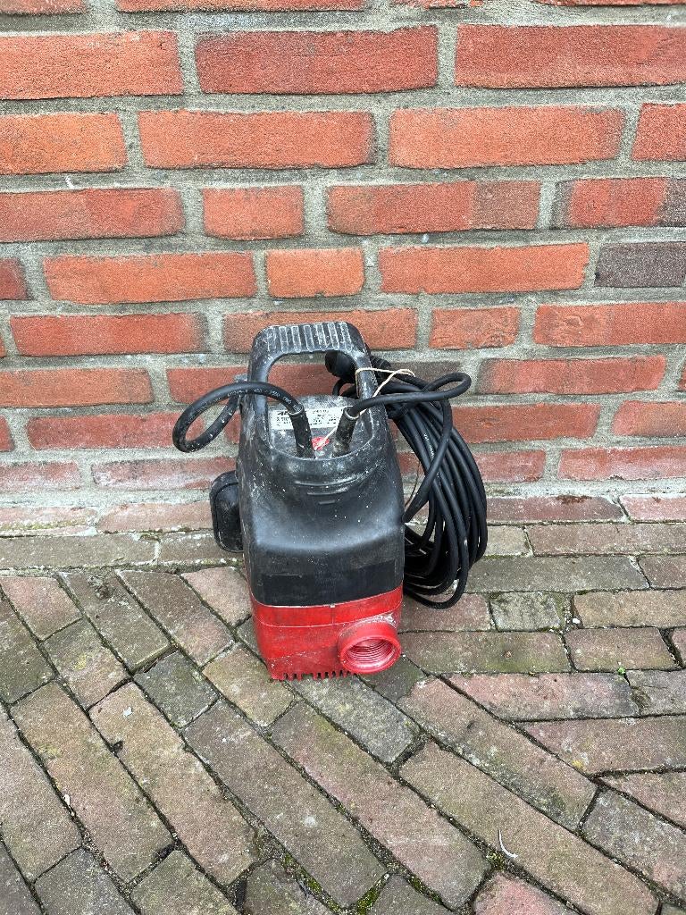 Dompelpomp (vuilwaterpomp, 8400 liter per uur), Ophalen, Zo goed als nieuw, Elektrisch, Dompelpomp
