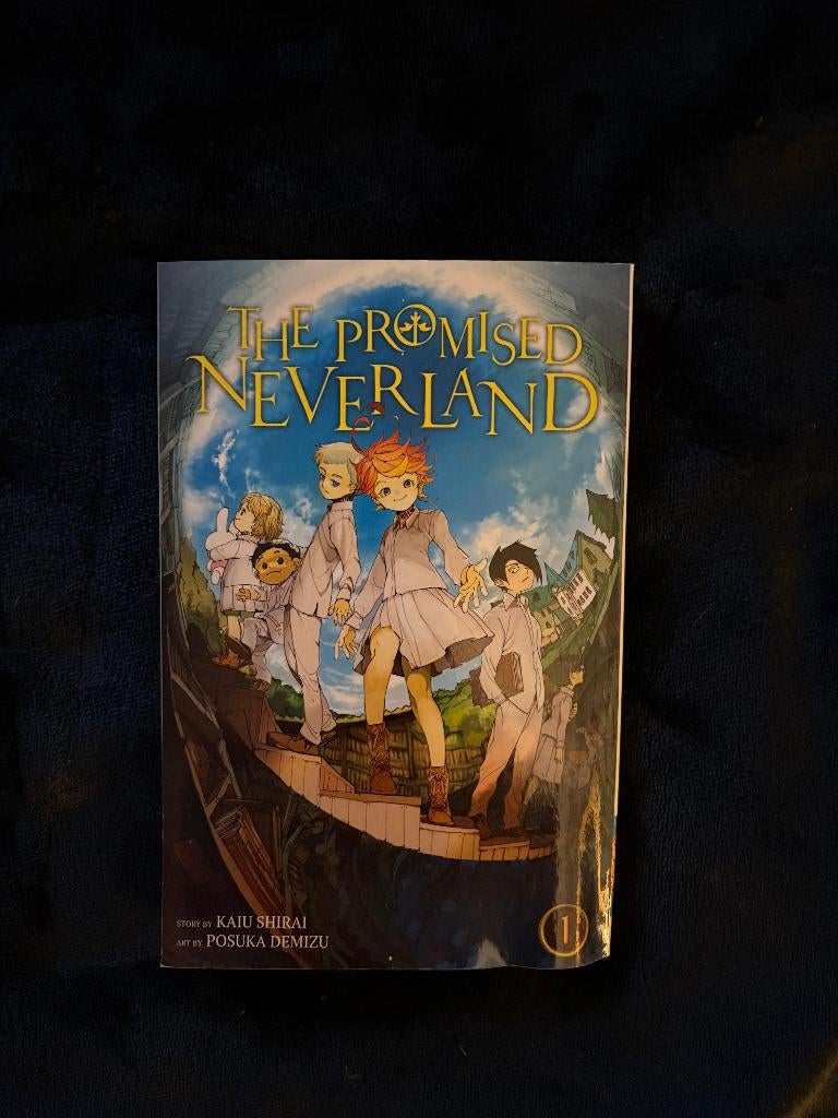 Anime manga (the promised neverland) ver. 1, Boeken, Ophalen of Verzenden, Gelezen, Diverse, Plaatjesalbum