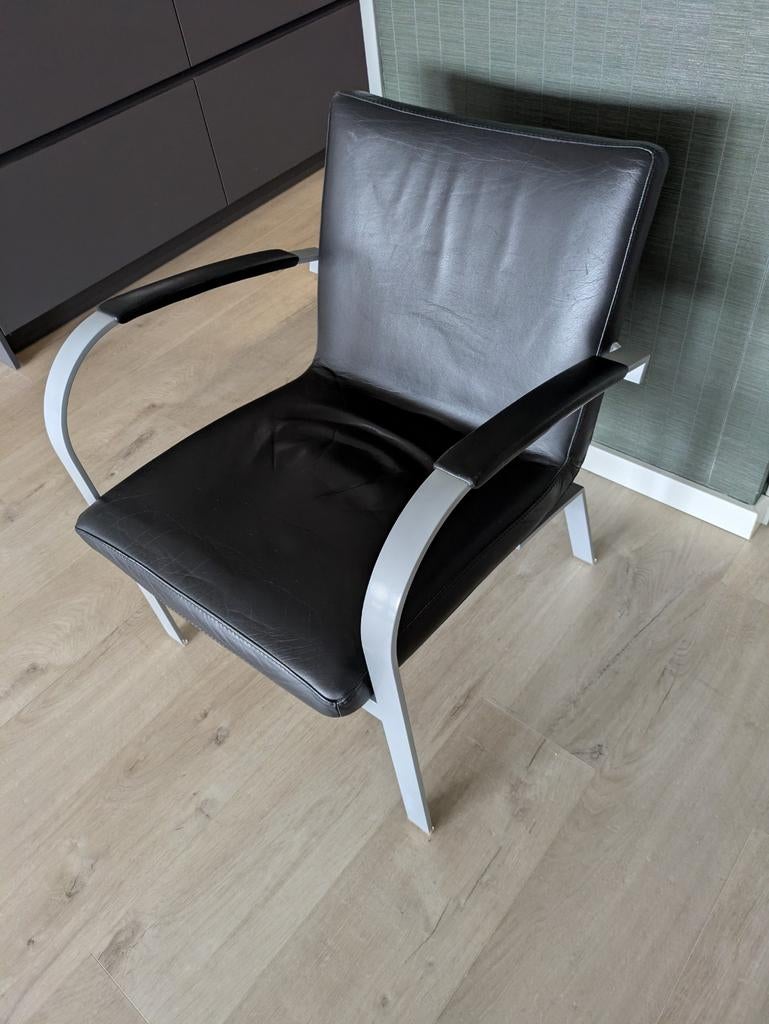 Leolux Sentia 987 fauteuil zwart leer, Ophalen, Gebruikt, Minder dan 75 cm, Leer