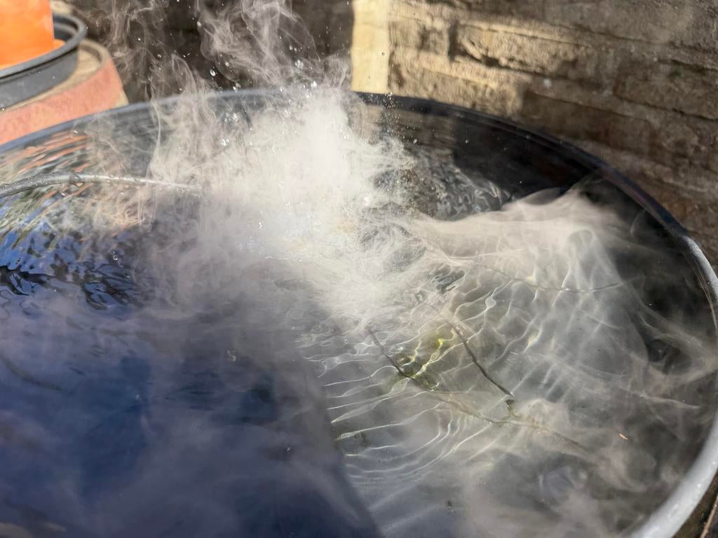 Mistmaker met verlichting, Ophalen of Verzenden, Gebruikt, Overige materialen, Waterornament