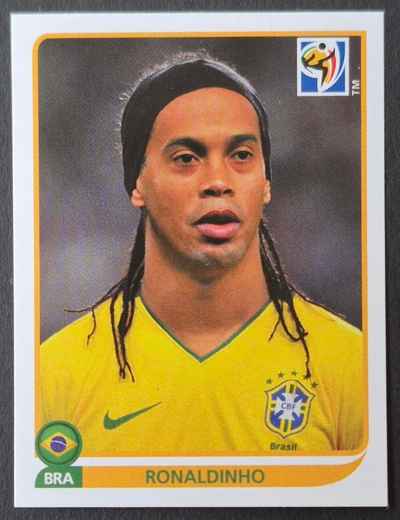 Panini sticker Ronaldinho - Brazilië, WK 2010, Verzamelen, Ophalen of Verzenden, Zo goed als nieuw, Buitenlandse clubs, Poster, Plaatje of Sticker