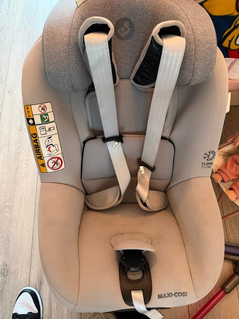 Maxi Cosi autostoel met Isofix - Grijs, vanaf 1 jaar, Ophalen, Gebruikt, 9 t/m 18 kg, Isofix