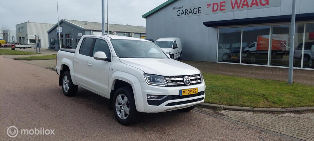Volkswagen Amarok 3.0 TDI V6 Highline 4Motion Plus Cab 204pk, Auto's, Gebruikt, Euro 6, 3000 kg, Wit