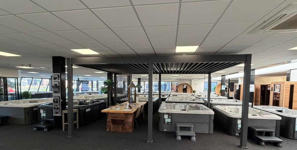 Aluminium overkapping waterdicht + Lamellen die open kunnen, Ophalen, Nieuw, Veranda