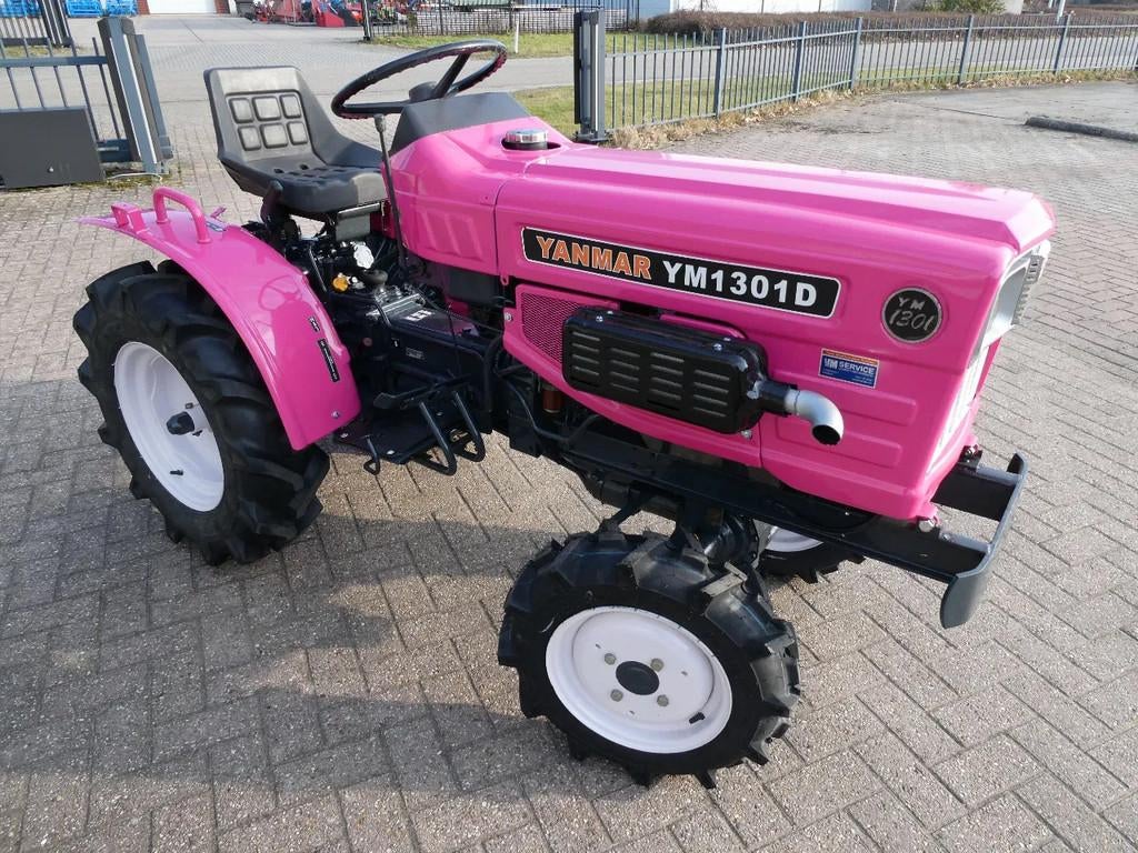Yanmar YM1301 4wd / 339 Draaiuren / Pink Edition, Zakelijke goederen, Overige merken, Gebruikt, Mathijs Merkelijn, Mathijs@minitrekkers.nl