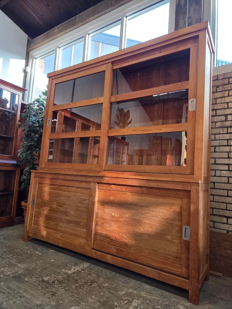 Prachtige vitrinekast ~ schoolkast ~ buffetkast ~ boekenkast, Ophalen, Met deur(en), 200 cm of meer, Glas