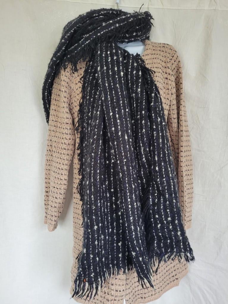 Mooie zwart-wit-blauwe sjaal 75x190 merk Zara, Maat 38/40 (M), ., Ophalen of Verzenden, Zo goed als nieuw