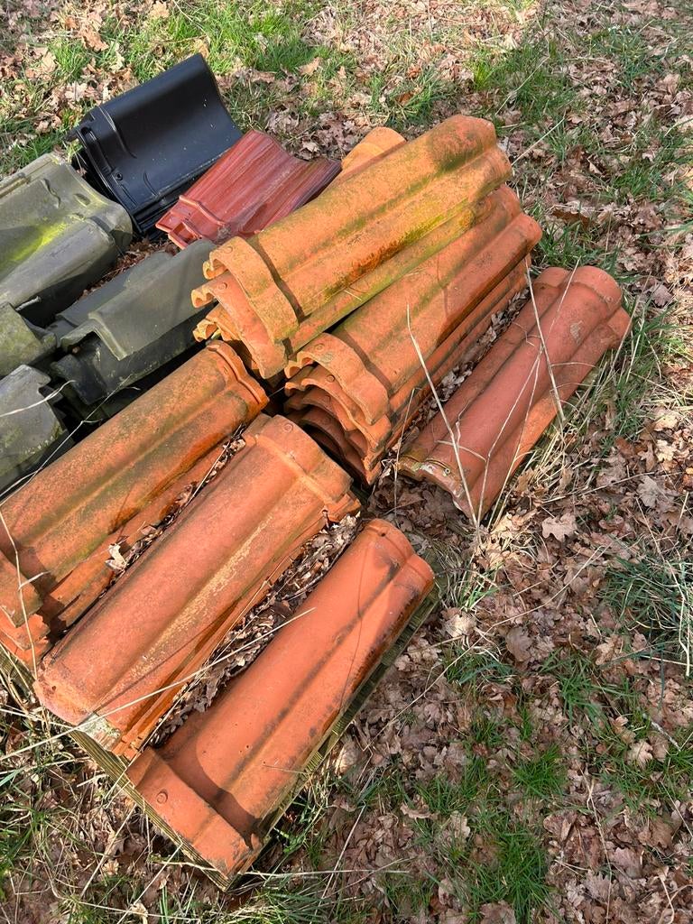 25 x Creaton nokvorsten teab, Doe-het-zelf en Verbouw, Dakpannen en Dakbedekking, Steen of Klei, Ophalen of Verzenden, Zo goed als nieuw