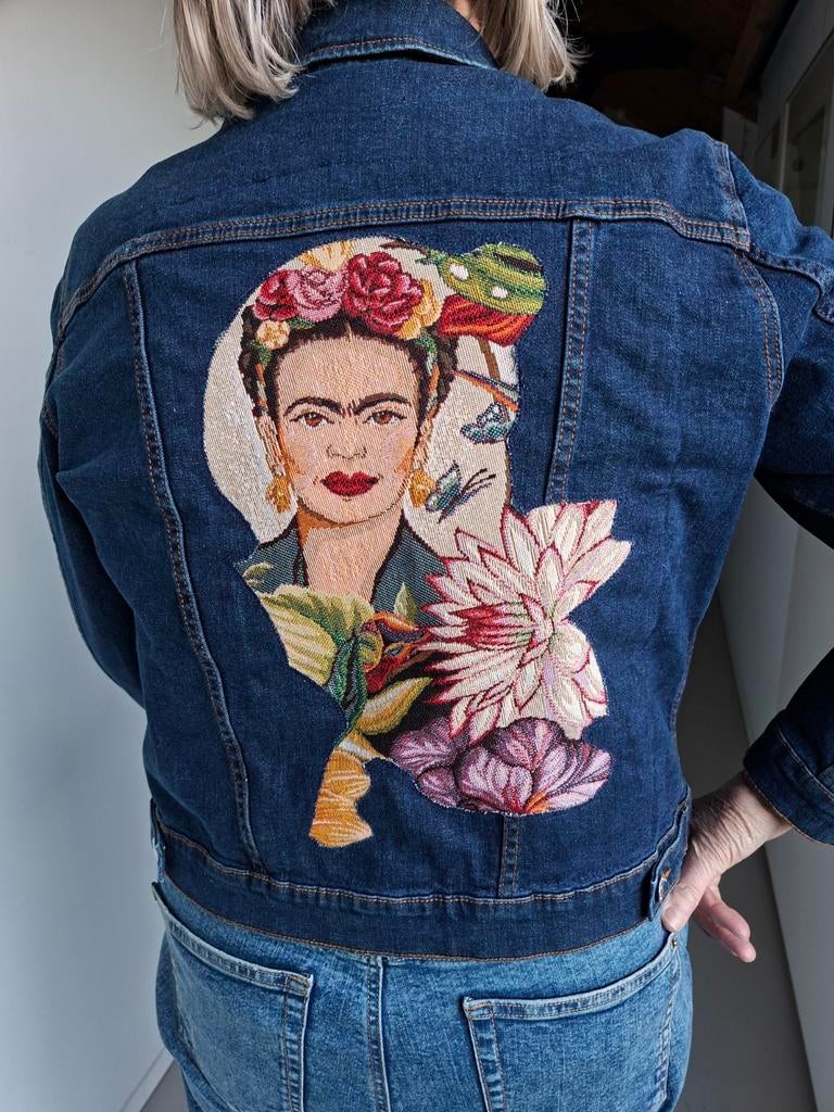 Unieke Mango jeansjack met Frida Kahlo quilt applicatie, Kleding | Dames, Mango, Blauw, Maat 42/44 (L), Ophalen of Verzenden