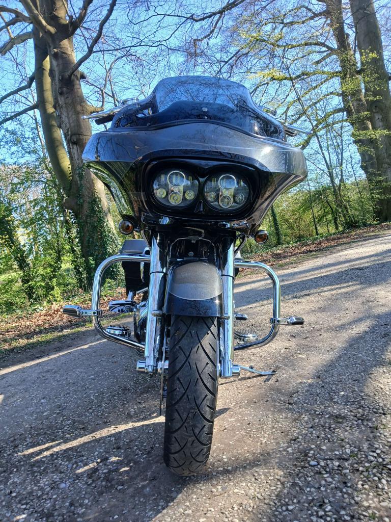 HARLEY-DAVIDSON CVO ROAD GLIDE, Niet ingevuld, 2 cilinders, Motorrijbewijs A, Bedrijf