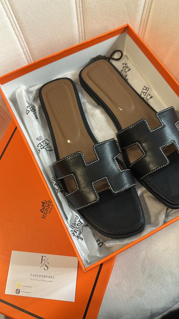 Hermes slippers, Slippers, Zwart, Nieuw, Ophalen of Verzenden