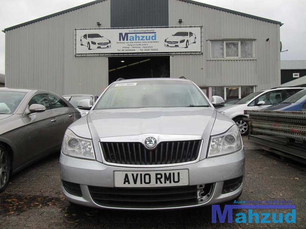 SKODA OCTAVIA 2 1.6 TDI MOTORBLOK CAY MOTOR, Auto-onderdelen, Motor en Toebehoren, Skoda, Skoda Auto a.s., Gebruikt, Infoline@skoda-auto.cz