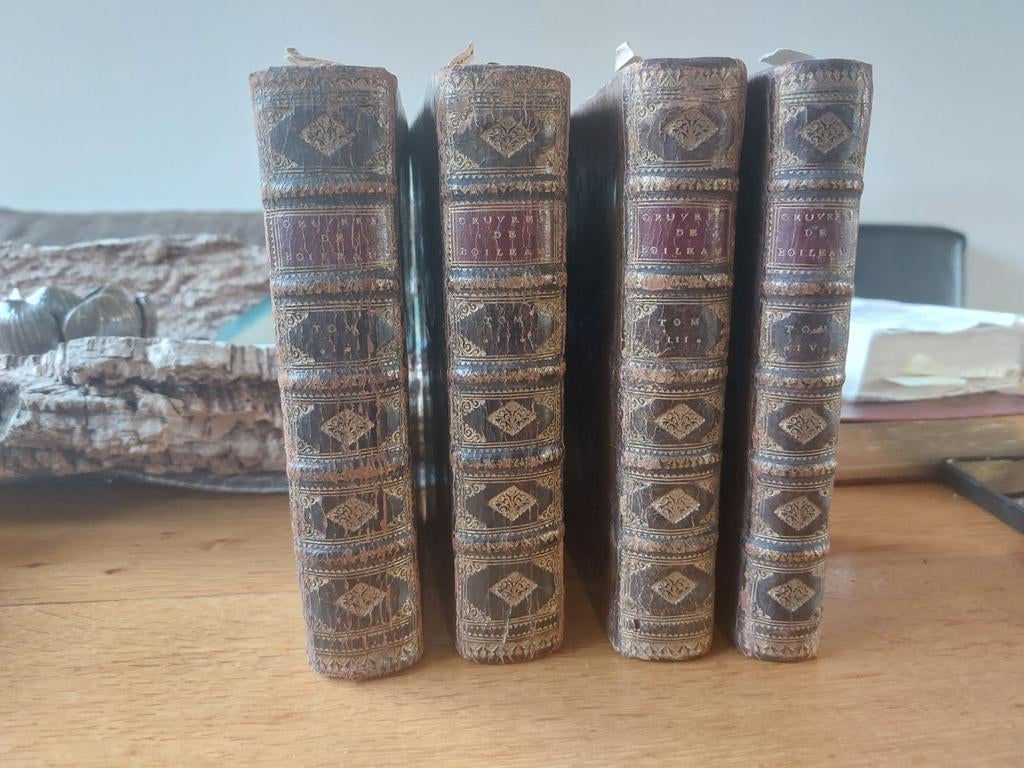 Oevres de Nicolas Boileau, 4-delige set uit 1732, Boeken, Overige Boeken, Ophalen of Verzenden