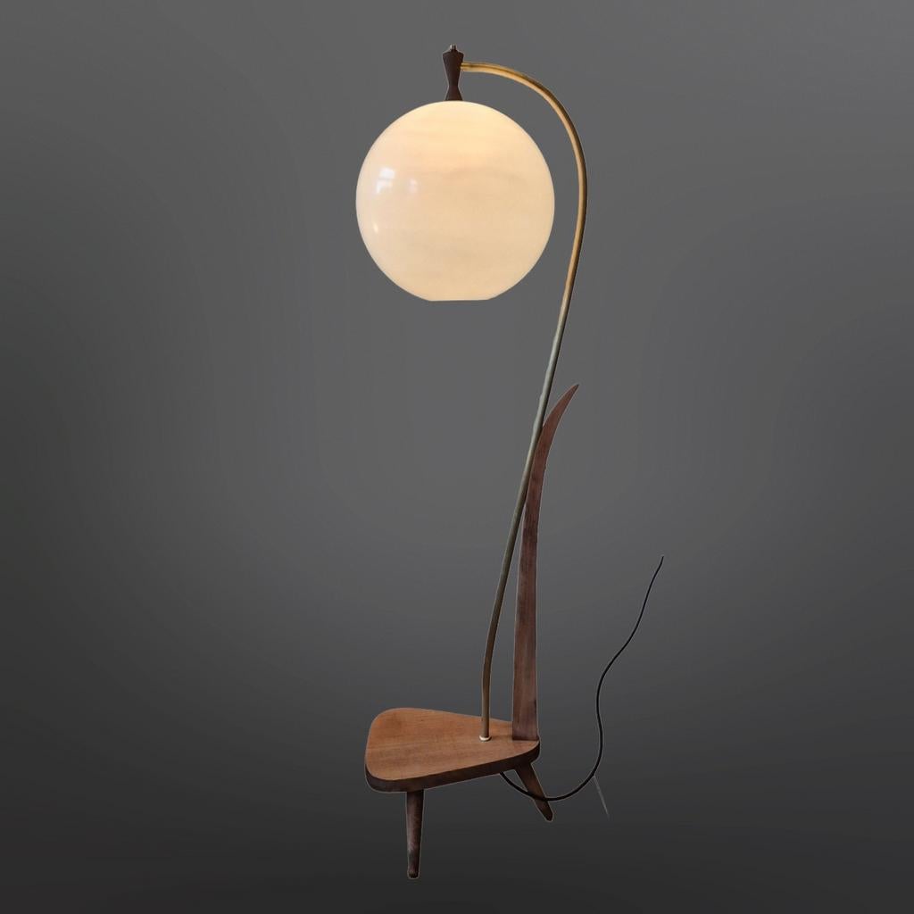 Mid century vintage vloerlamp jaren 60, Huis en Inrichting, Lampen | Vloerlampen, Ophalen, Gebruikt, Hout, .