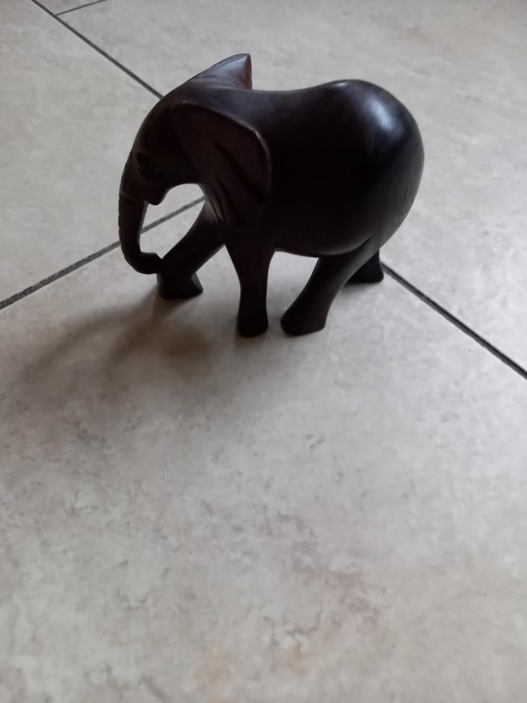Vintage handgesneden olifant., Ophalen of Verzenden, Hout