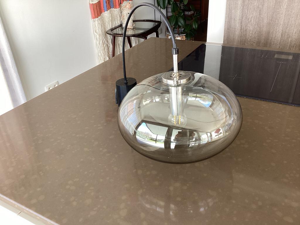 Glashütte Limburg hanglamp rookglas jaren 60/70 Ø30 cm, Antiek en Kunst, Antiek | Lampen, Ophalen