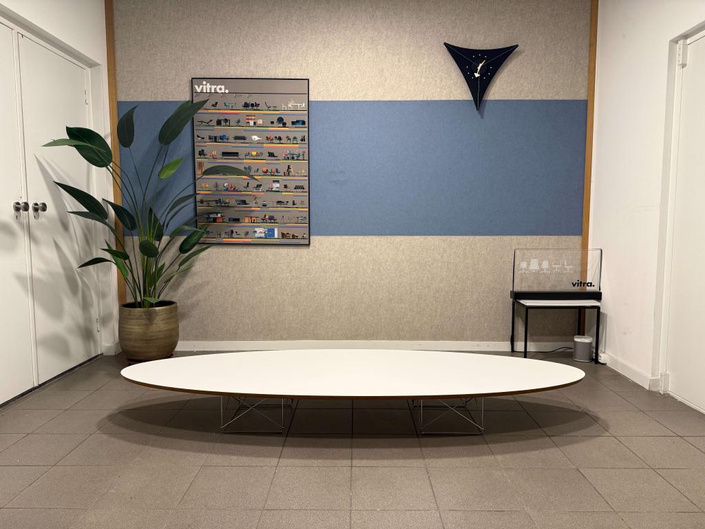 Vitra | Eames | ETR | Wit & Chroom | 1x, Huis en Inrichting, Tafels | Salontafels, Gebruikt, Vitra Artifort Cassina Fritz Hansen Eames Gispen Pastoe Hay