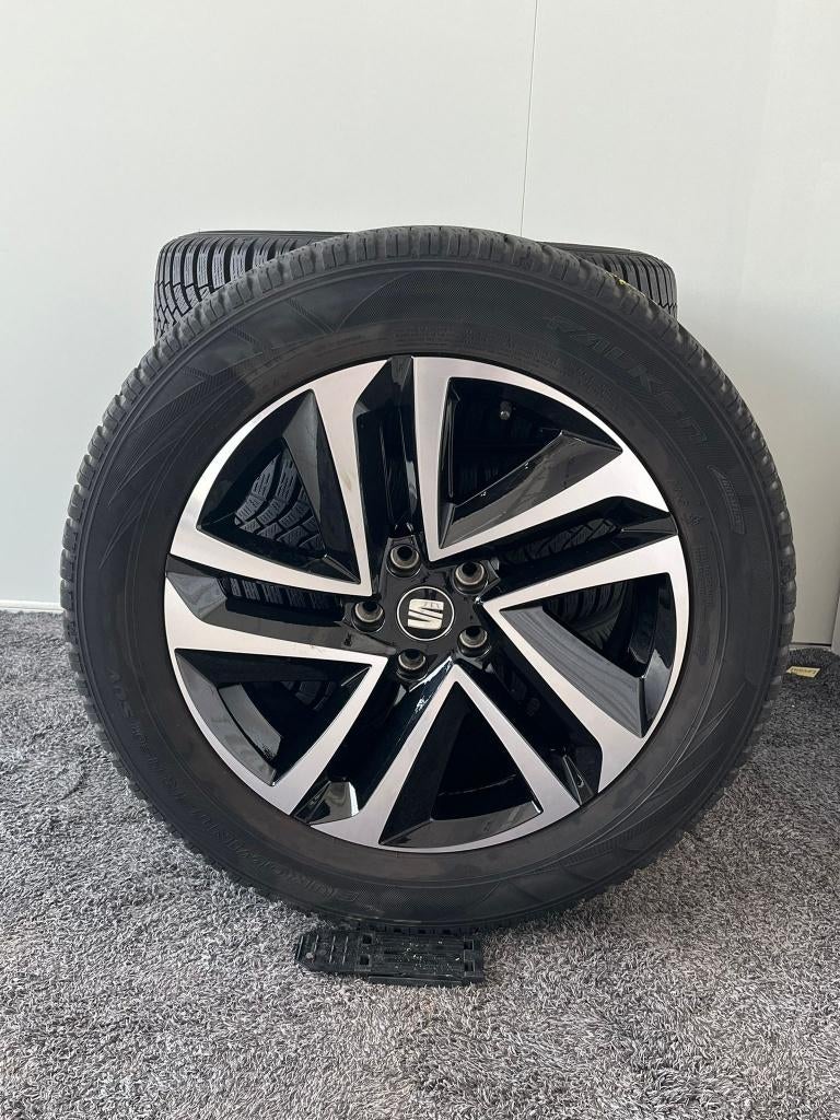 18" Seat Tarraco Velgen met winterbanden - Falken, Auto-onderdelen, Banden en Velgen, 18 inch, Gebruikt, Velg(en), 235 mm