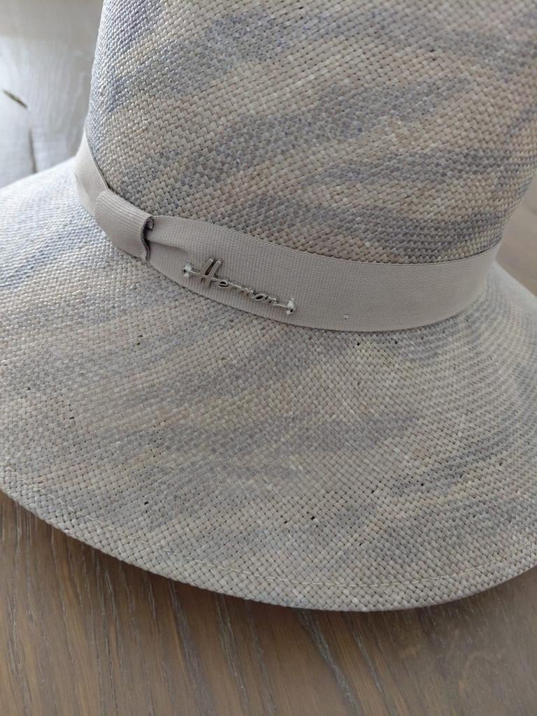 Zomerhoed Dames Herman, Herman, Ophalen of Verzenden, Zo goed als nieuw, 56 of 57 cm (M, 7 of 7⅛ inch)