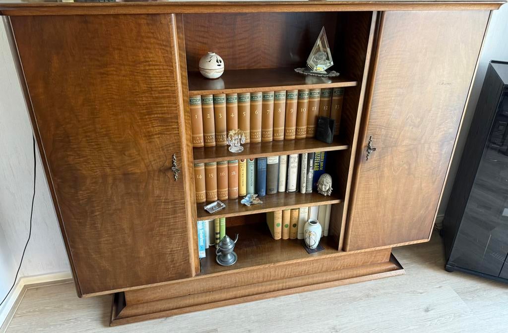 Vintage mid-century boekenkast (highboard), Huis en Inrichting, Ophalen, 150 tot 200 cm, 25 tot 50 cm, Overige houtsoorten