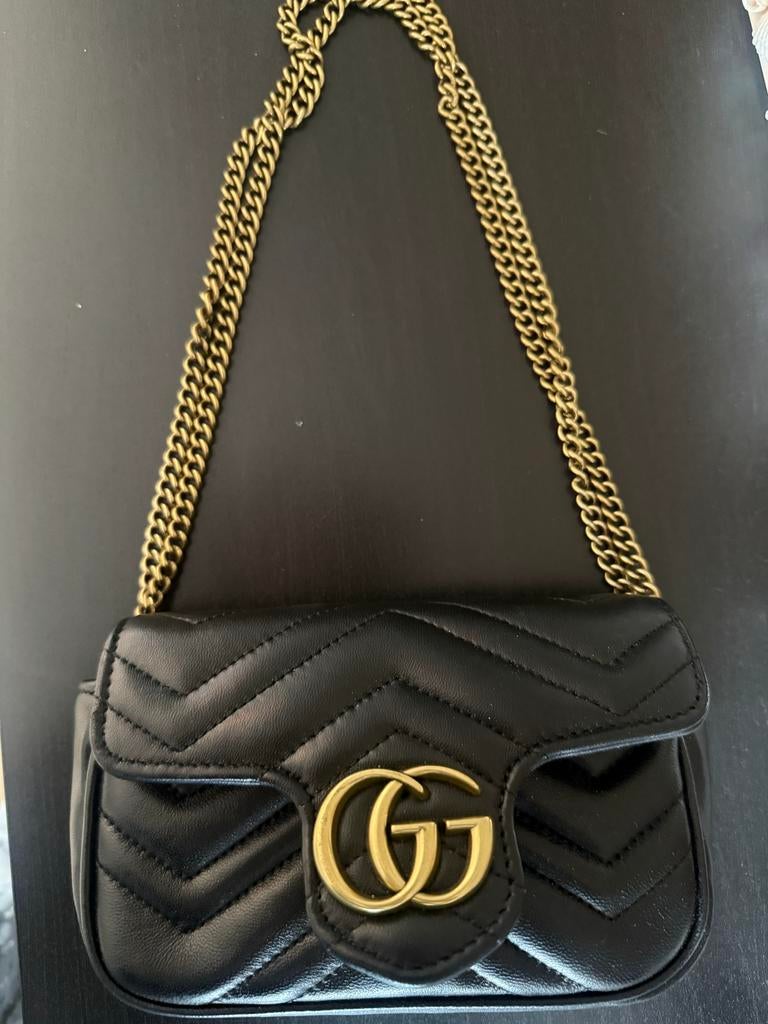 GG Marmont Super Mini Tas Zwart, Ophalen, Zo goed als nieuw, Zwart, Schoudertasje