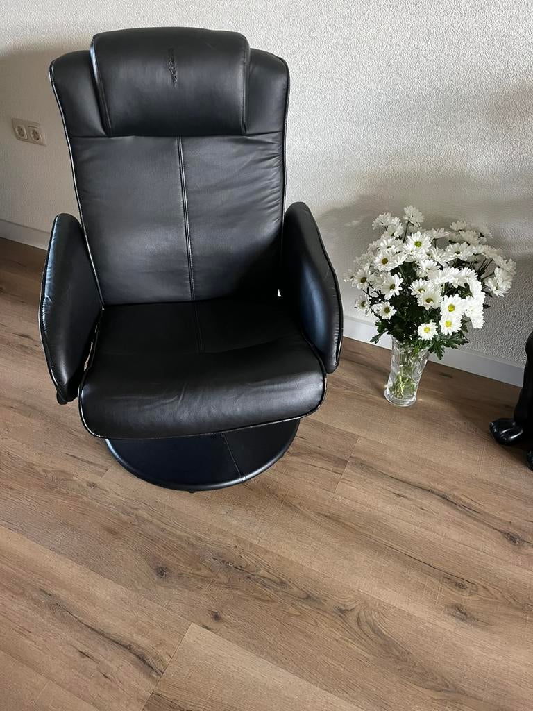 Relax stoel met masssge functies, Huis en Inrichting, Ophalen of Verzenden, Zo goed als nieuw, 75 tot 100 cm, 50 tot 75 cm