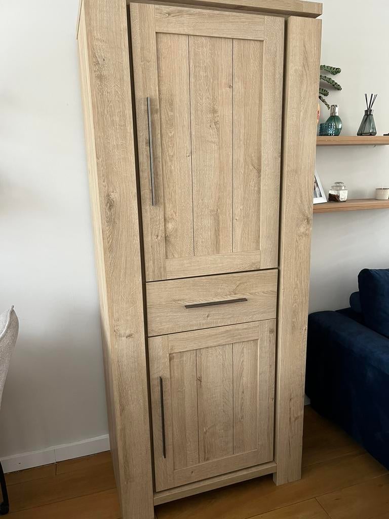 Massief eiken kast, Ophalen, 70 tot 120 cm, Eikenhout, Zo goed als nieuw