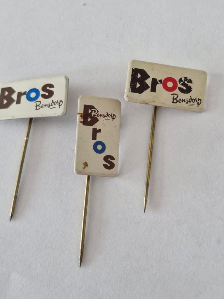 412 Vintage Bros Bensdorp Speldjes - Set van 3, Ophalen of Verzenden, Gebruikt