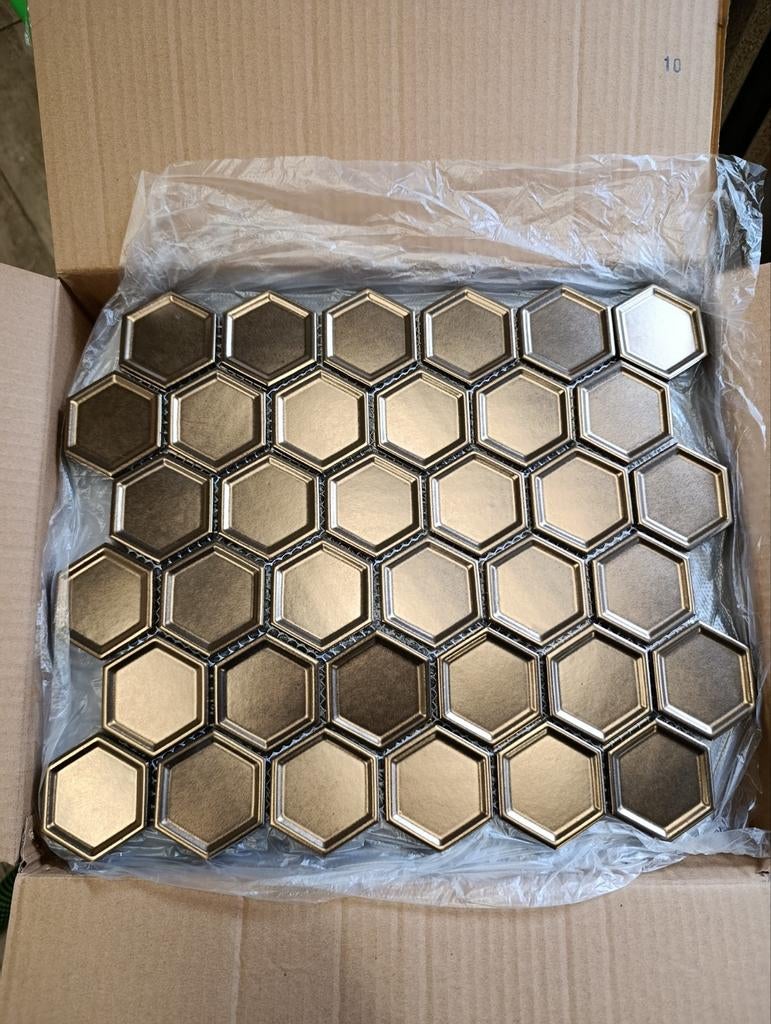 Hexagon tegels metallic bronze - The Mosaic Factory, Doe-het-zelf en Verbouw, Tegels, Nieuw, Ophalen of Verzenden, 20 tot 40 cm