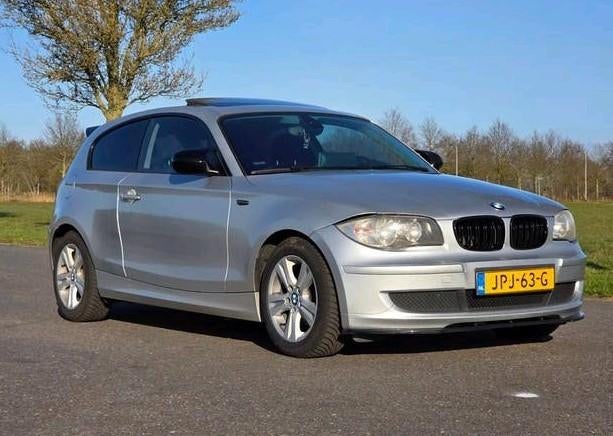 BMW 1-Serie 2.0 116I 3DR 2010 Grijs, Auto's, 1-Serie, 1995 cc, Zwart, 4 cilinders