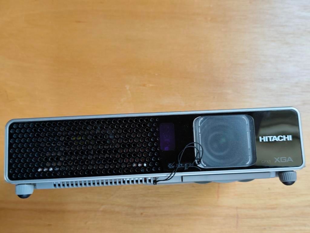 Hitachi CPX1 XGA beamer, Ophalen of Verzenden