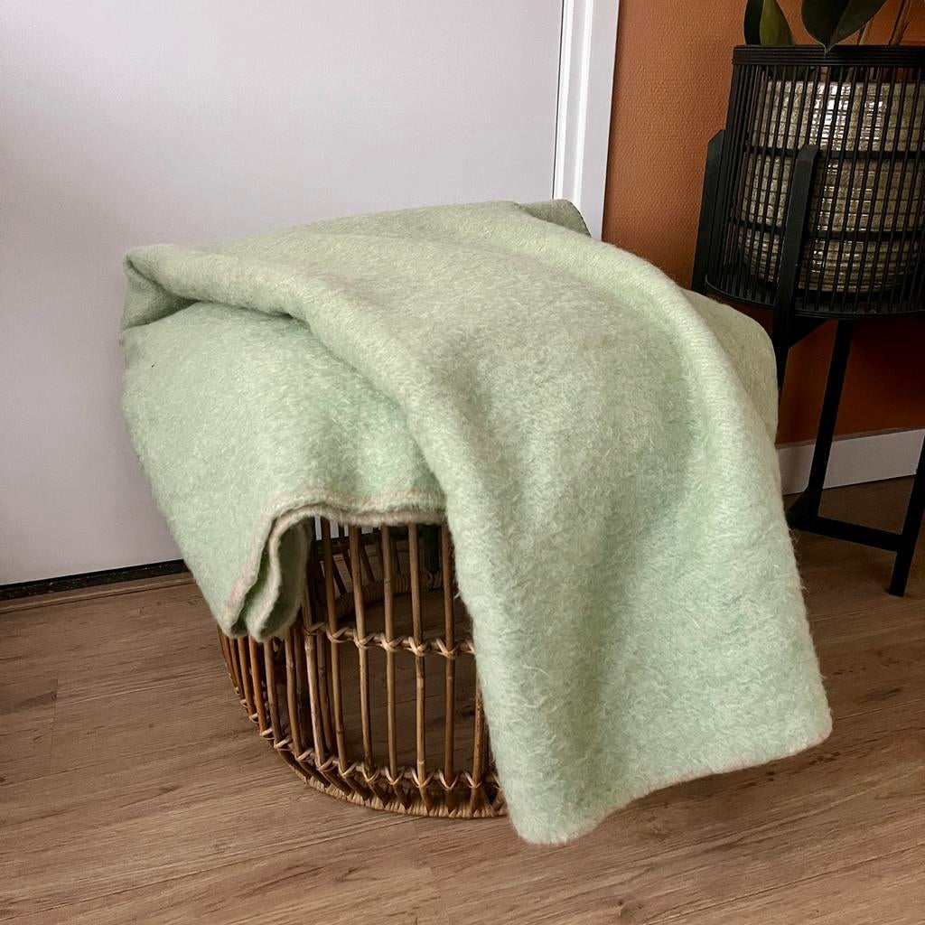 Vintage wollen deken mint groen, Ophalen of Verzenden, Zo goed als nieuw