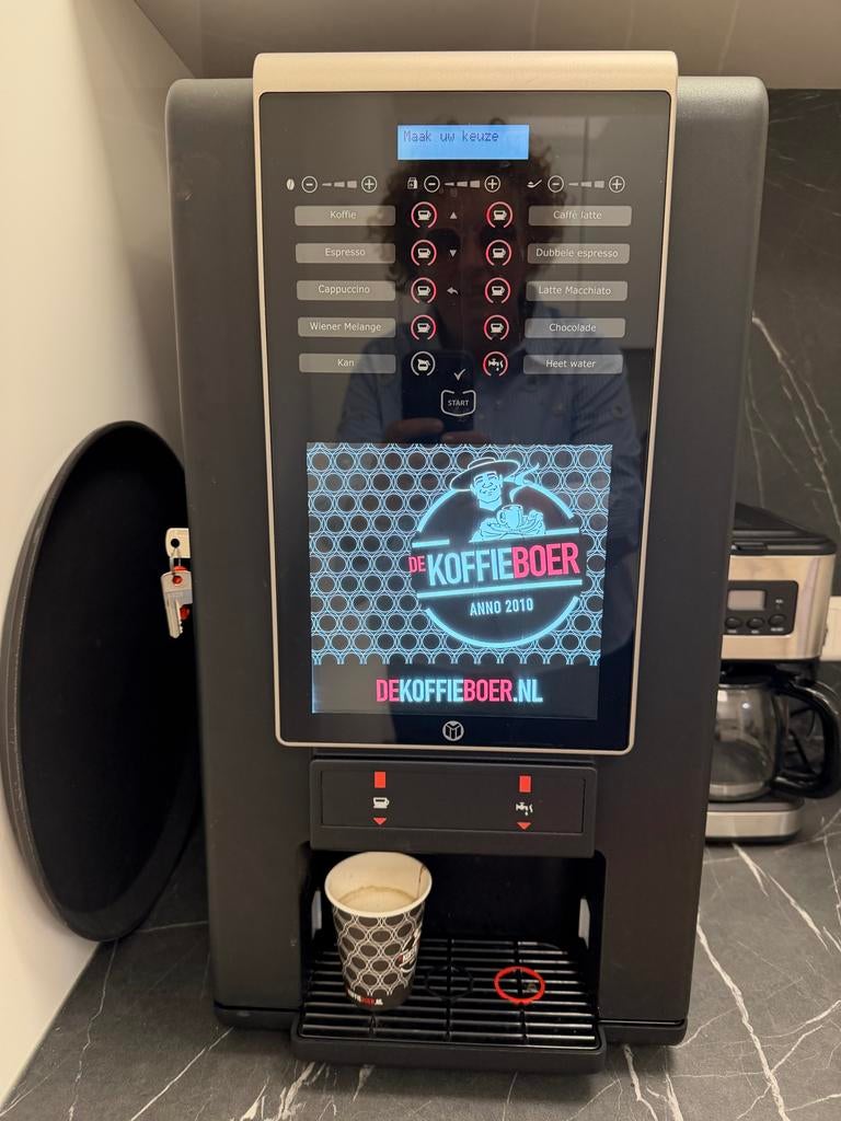 Professionele Koffiemachine - De Koffieboer, Ophalen, Afneembaar waterreservoir, Gebruikt, 10 kopjes of meer