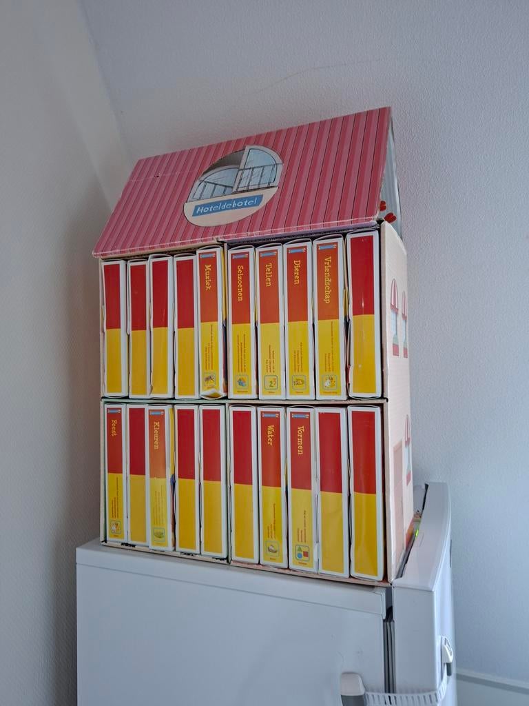 Hotel de Botel - Educatief spel, 95% compleet, Ophalen of Verzenden, Gebruikt