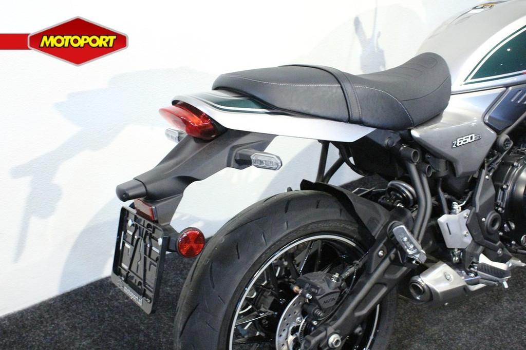 Kawasaki Z650 RS - foto 2