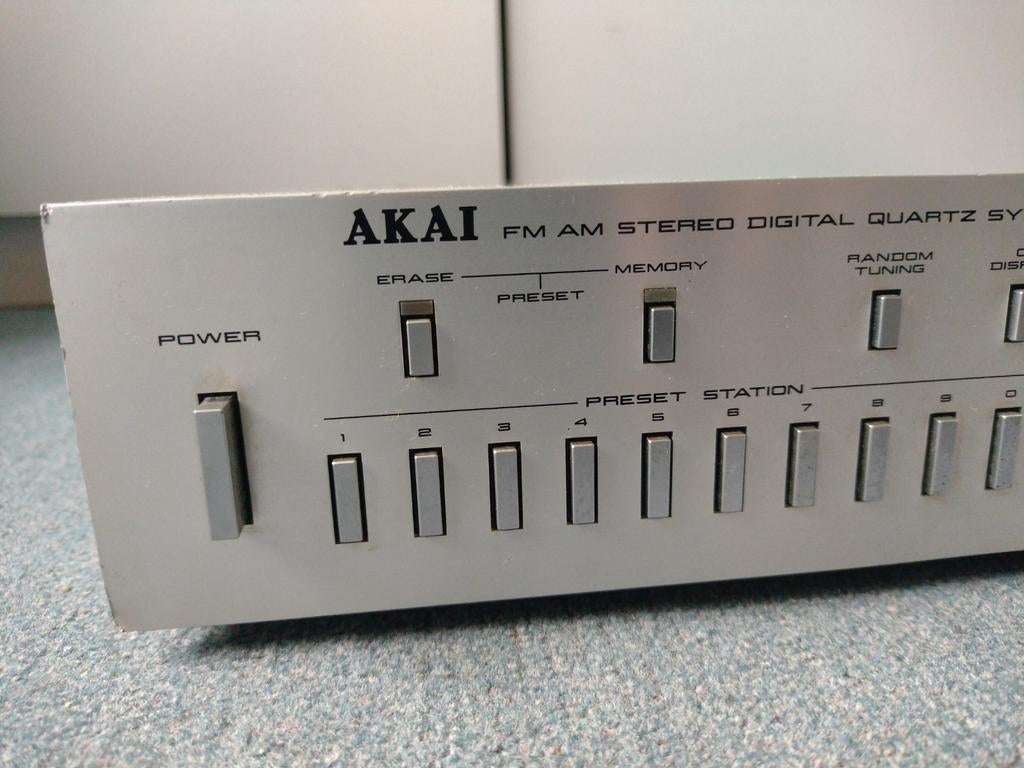 Akai AT-508, Ophalen