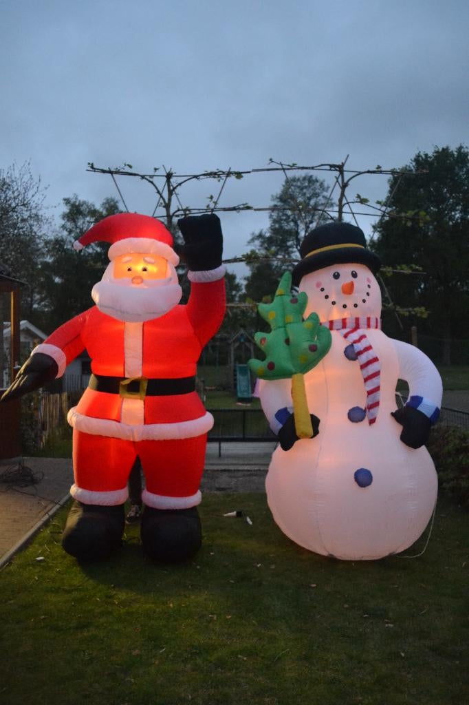 kerstversiering in de tuin? opblaasbare artikelen vanaf 15 e, Ophalen of Verzenden, Zo goed als nieuw, Kerst of Sinterklaas
