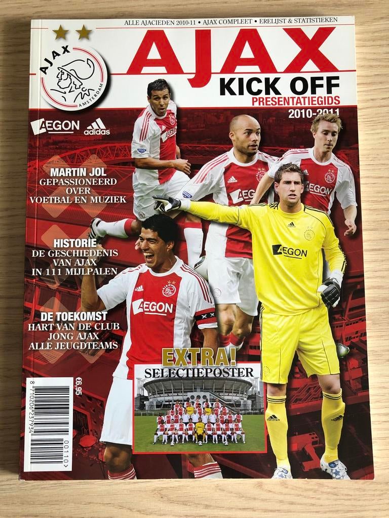 Ajax Kick Off Presentatiegids 2010-2011, Ophalen of Verzenden, Zo goed als nieuw, Balsport