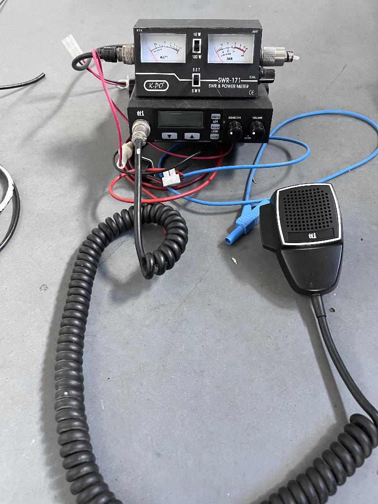 Complete set 27 MHz zender ("bakkie") 40 kanalen, Telecommunicatie, Ophalen, Zo goed als nieuw, Zender en Ontvanger